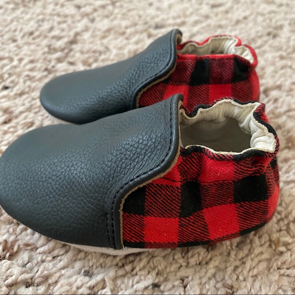 Robeez Walter Crib Shoe